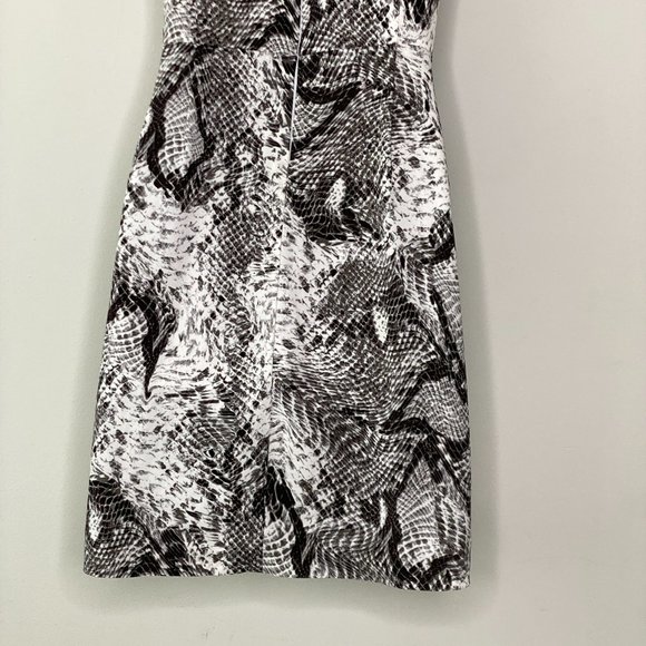 BB Dakota Sleeveless Snakeskin Print Sheath Dress "Vickie' Gray White Sz Medium - Picture 9 of 9